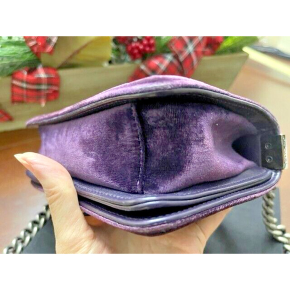 CHANEL LE BOY Purple Silver Chain Small Velvet Lambskin Shoulder Bag Crossbody - Picture 15 of 16